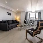 2 Bedroom Apartment Canning Town Newham Excel London With Free Parking
