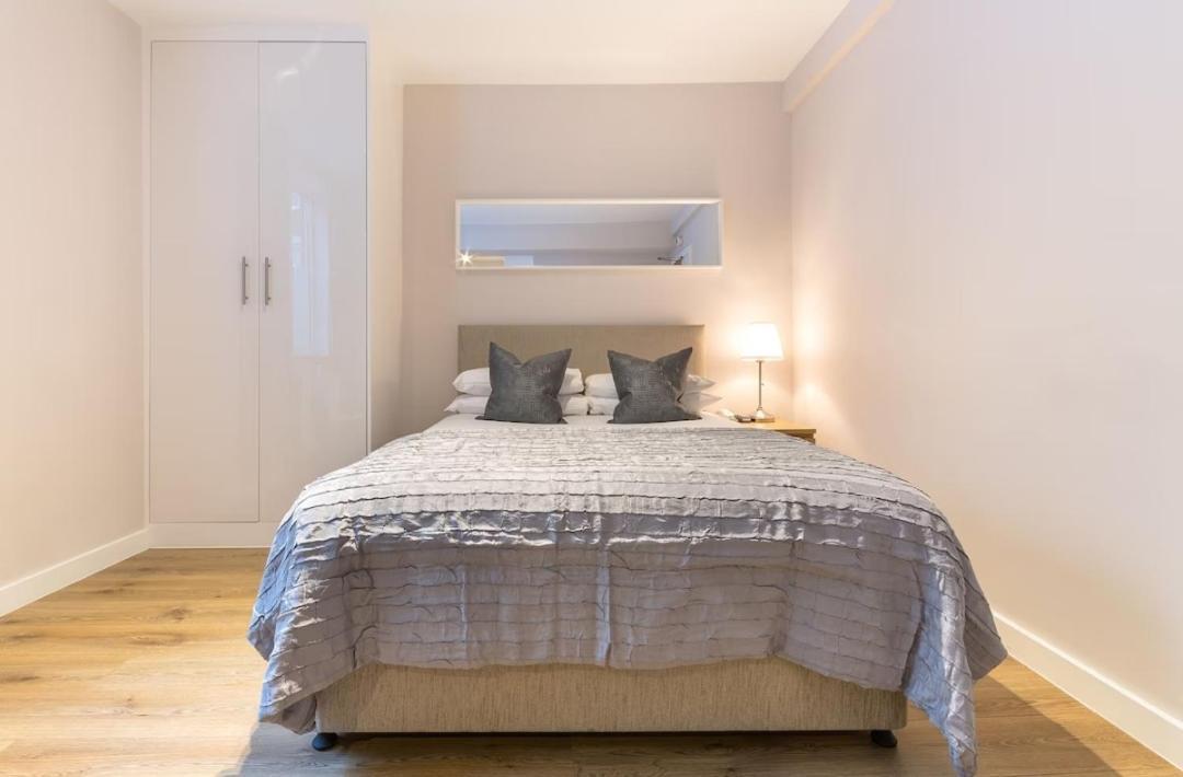 2 Bedroom Canning Town Newham Excel With Free Parking Appartamento